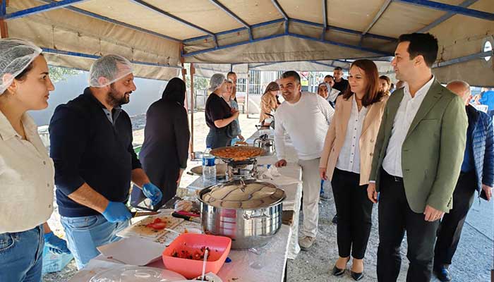 ERZİN’DE OKUL YARARINA KERMES DÜZENLENDİ!