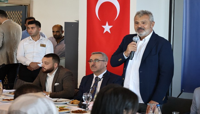 BAŞKAN ÖNTÜRK, DERECEYE GİREN ÖĞRENCİLERİ ÖDÜLLENDİRDİ!