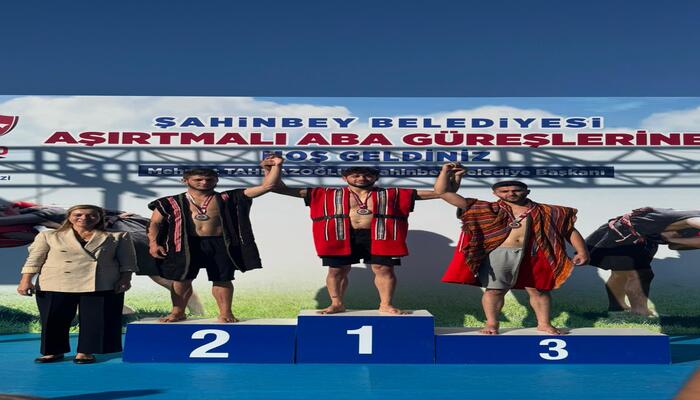 FATİH ÖNALAN HATAY’I GURURLA TEMSİL ETMEYE DEVAM EDİYOR!