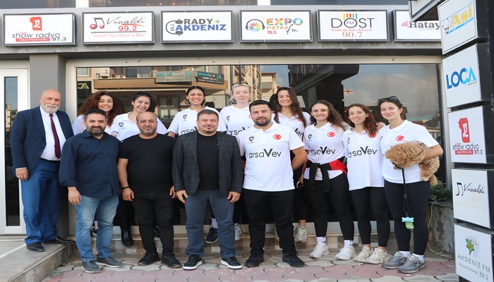 HATAY VOLEYBOL SPOR KULÜBÜ’NDEN HATAY GAZETECİLER CEMİYETİ’NE ZİYARET!