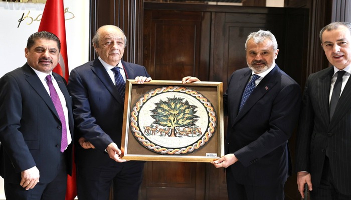 BAŞKAN ÖNTÜRK İŞ İNSANLARINI AĞIRLADI!